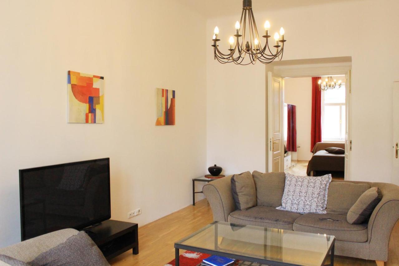 Beautiful Apartments In The City Center Praga Exterior foto